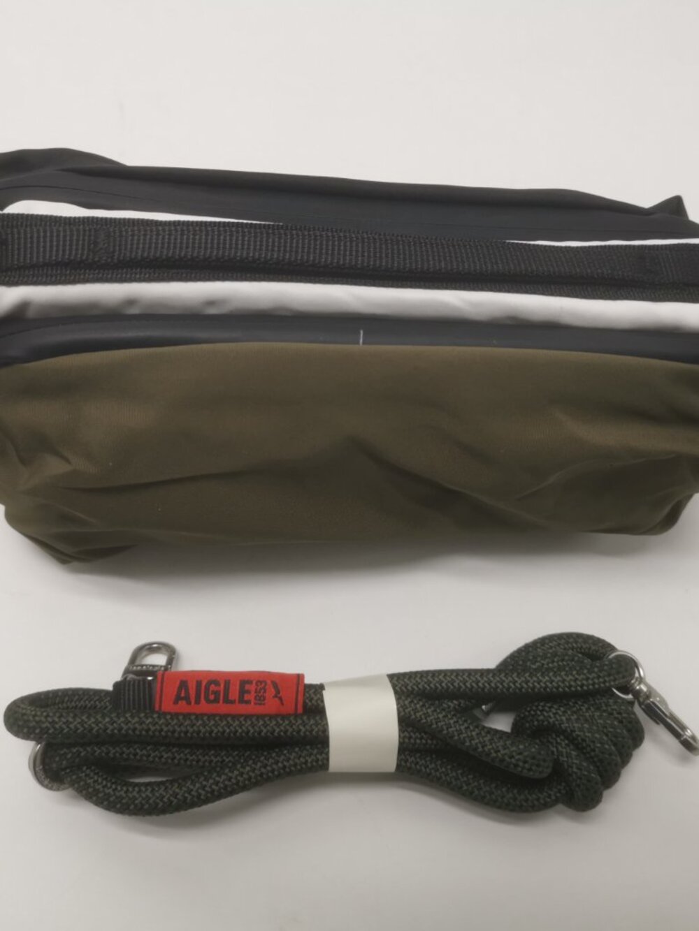 Pre-owned AIGLE&topologie Water Bottle Bag Crossbody Sliing Bag Unisex